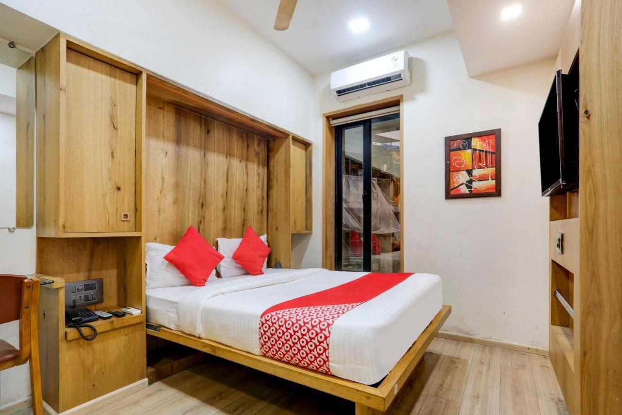 OYO 81549 Hotel Elegance Nx Bombay Exterior foto